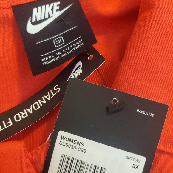 NWT NIKE WOVEN ZIP/BUTTON JACKET. CUTE! SIZE 3X - Picture 4 of 4